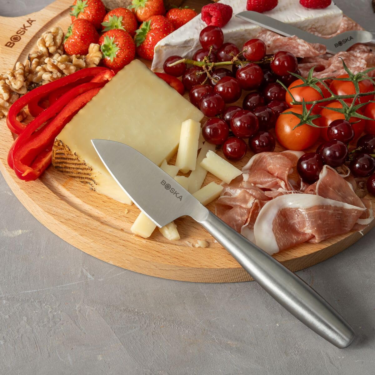 BOSKA complete cheese knife set covers soft to hard cheeses.