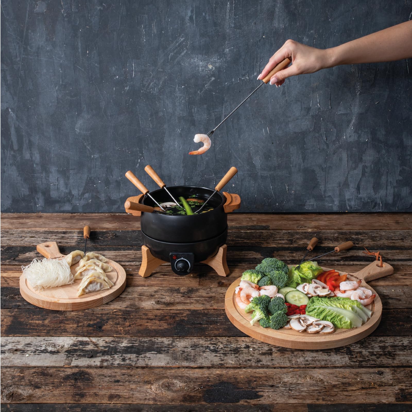 Boska party fondue packaging and gift presentation for gifting occasions.