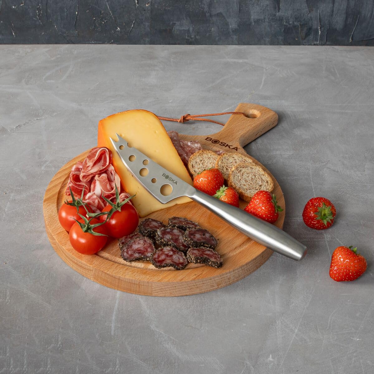 BOSKA hollow-handle design keeps knives lightweight and comfortable.