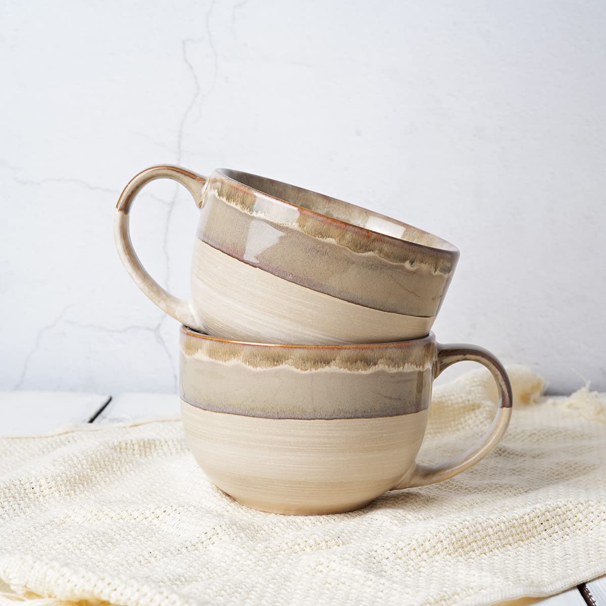 Gift-ready Bosmarlin mug set ideal for holidays or birthdays.