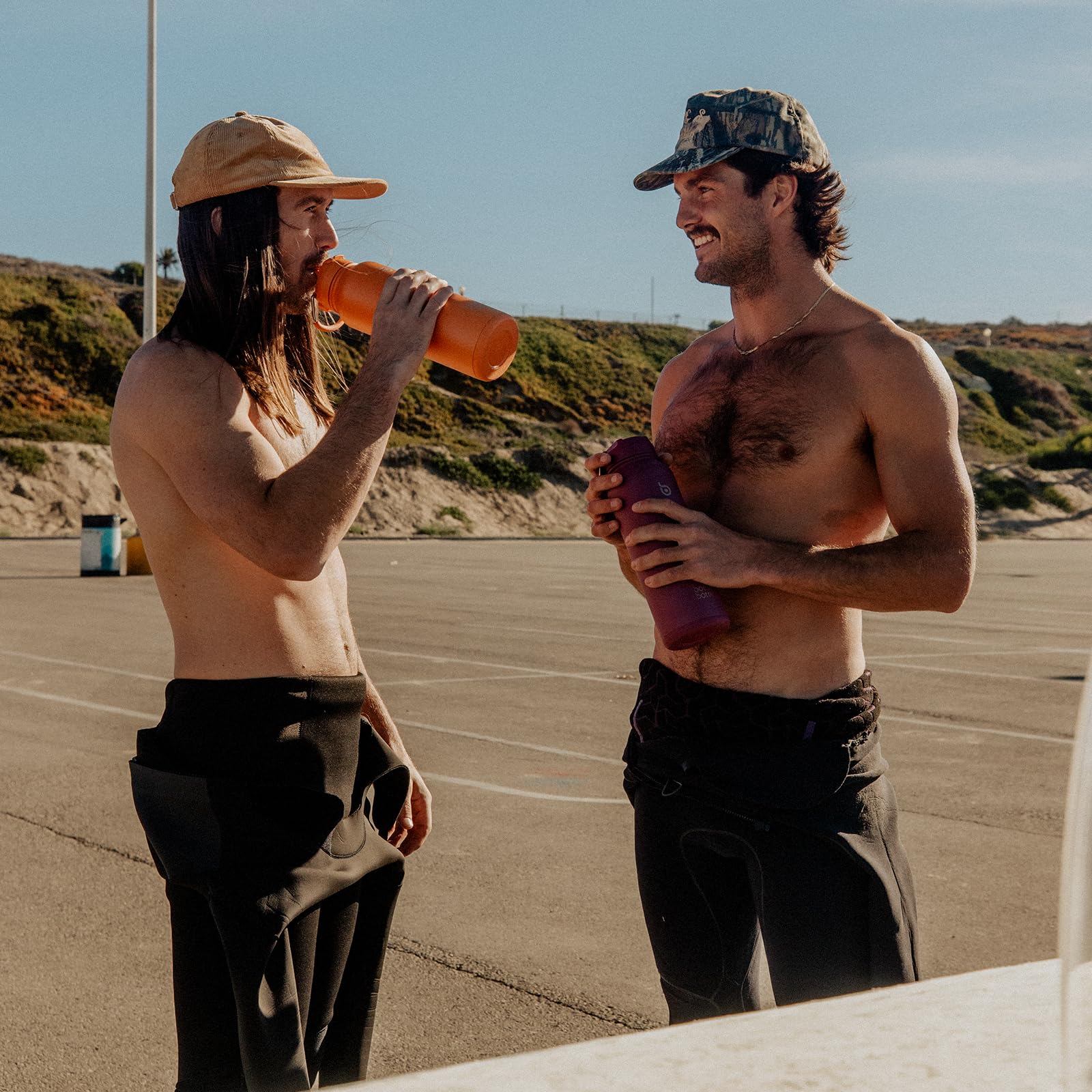 BOTTLE BOTTLE durable design resists punctures and oxidation.