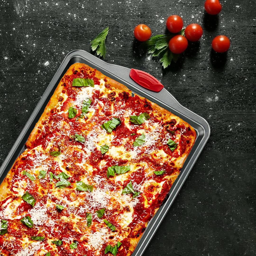 Boxiki Kitchen rimmed edge detail on baking sheet