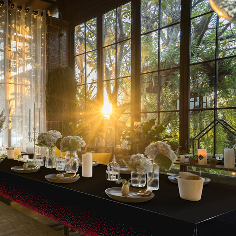 Breling durable plastic table cover resists spills and wear