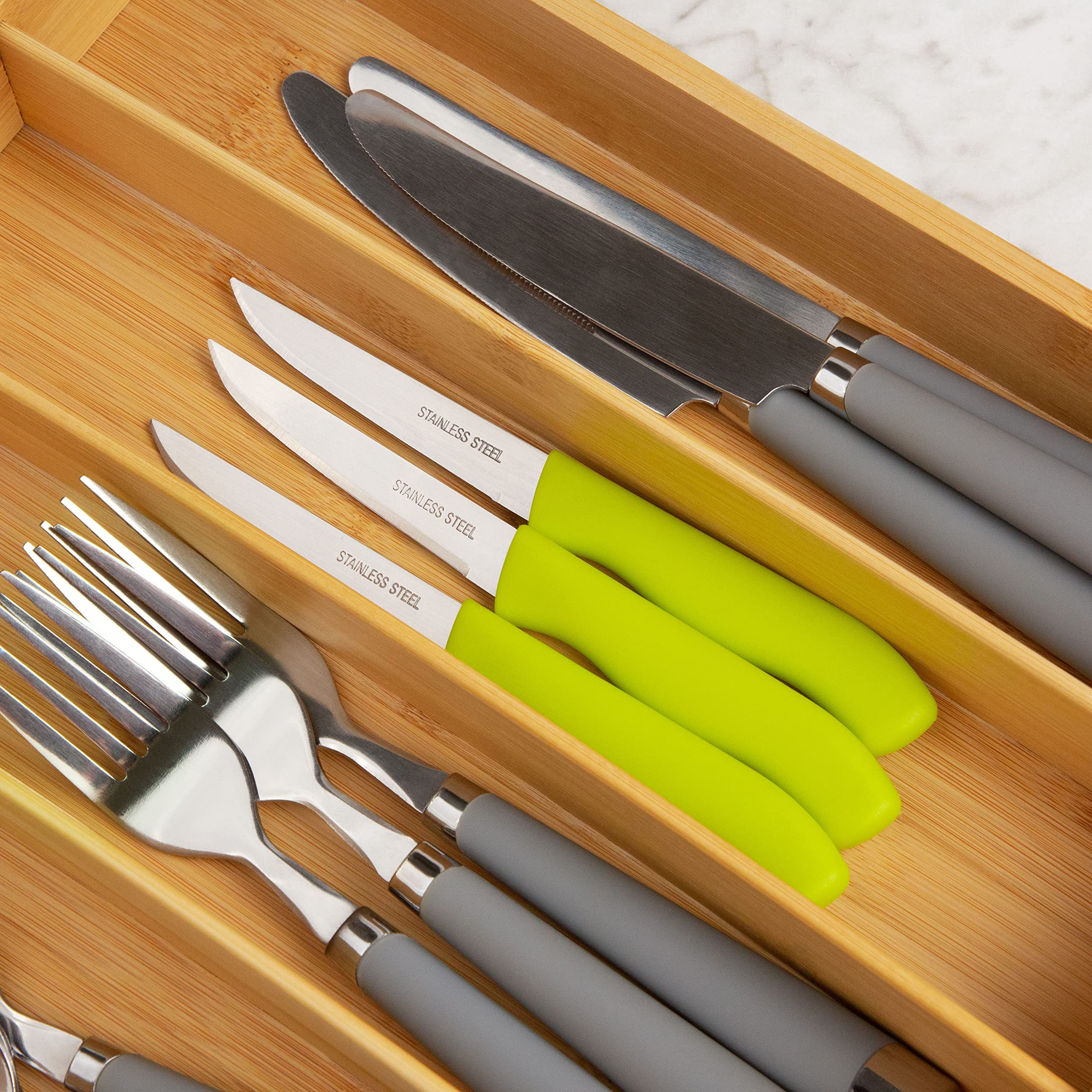Brenium dishwasher-safe textured handle for easy cleaning and long-lasting use.