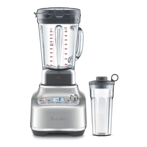 Breville Super Q blender motor delivers 1800W for fast, smooth blends.