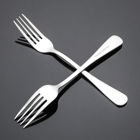 Briout forks with smooth edges prevent mouth discomfort and enhance dining pleasure.