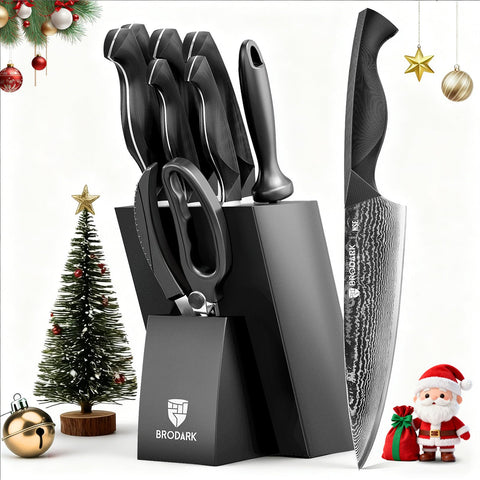 BRODARK Damascus knife set blade closeup showing razor sharp edge for precise slicing