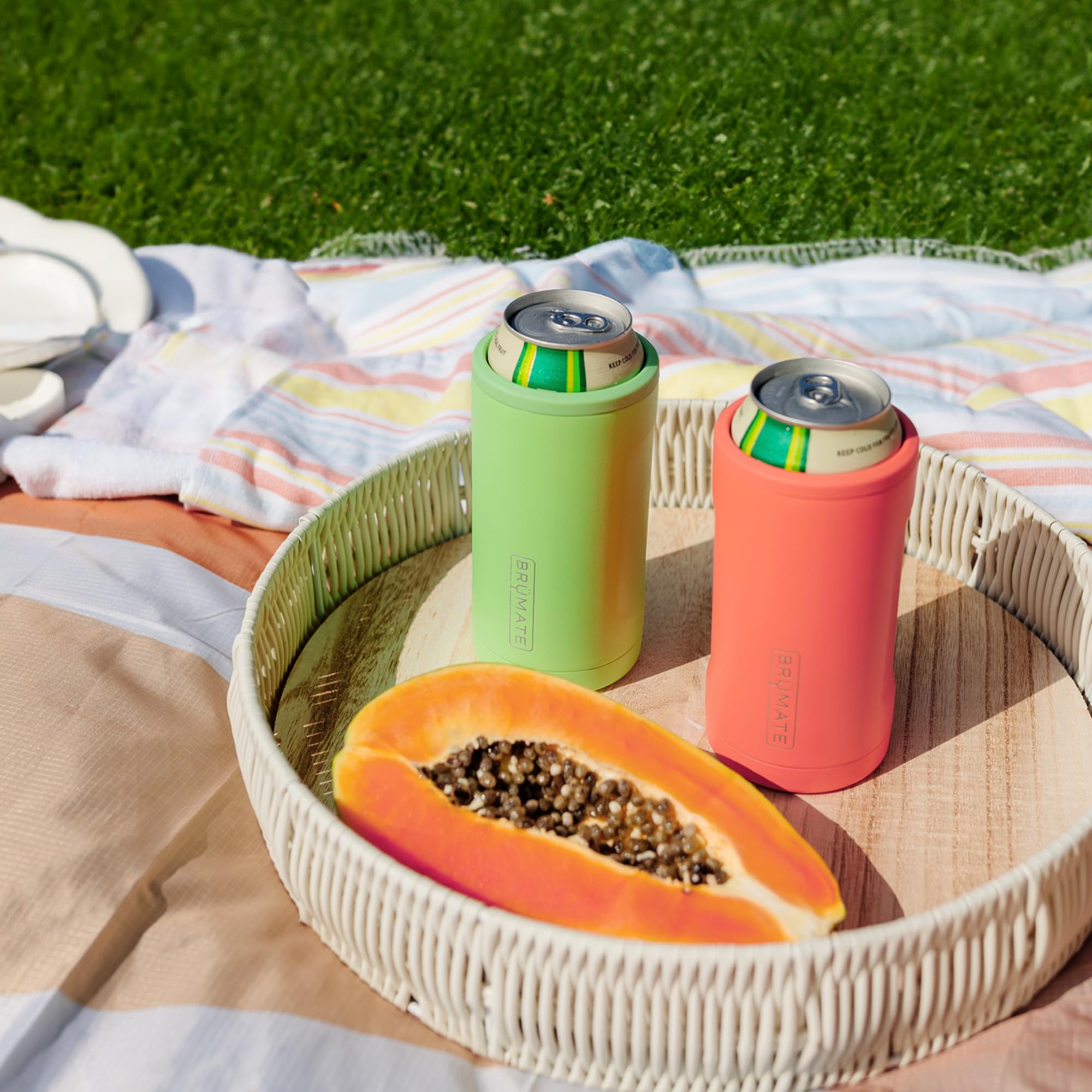 BrüMate Hopsulator Trio with Push-Lock Gasket securing a can for spill-free sipping.