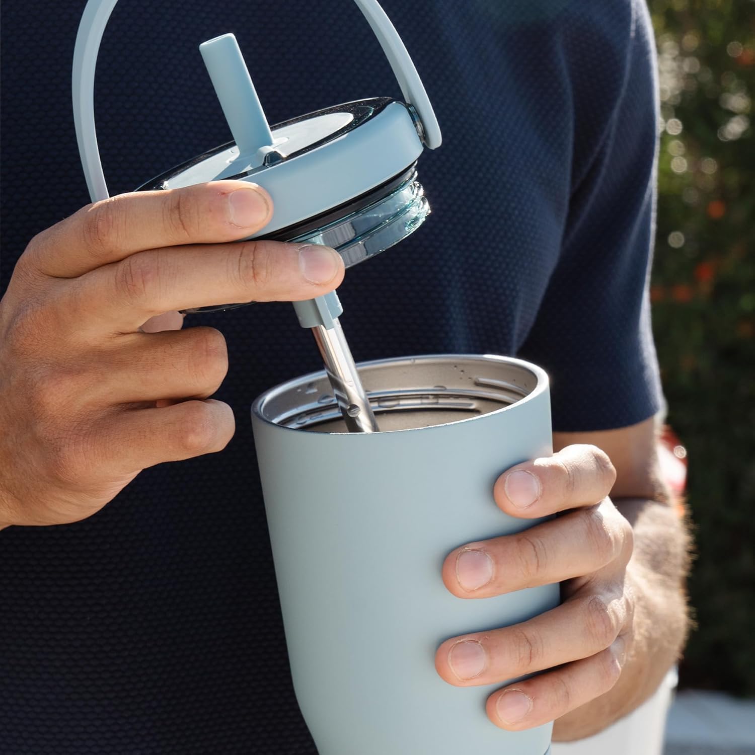 BrüMate Resa 25oz dishwasher-safe components and lifetime warranty.