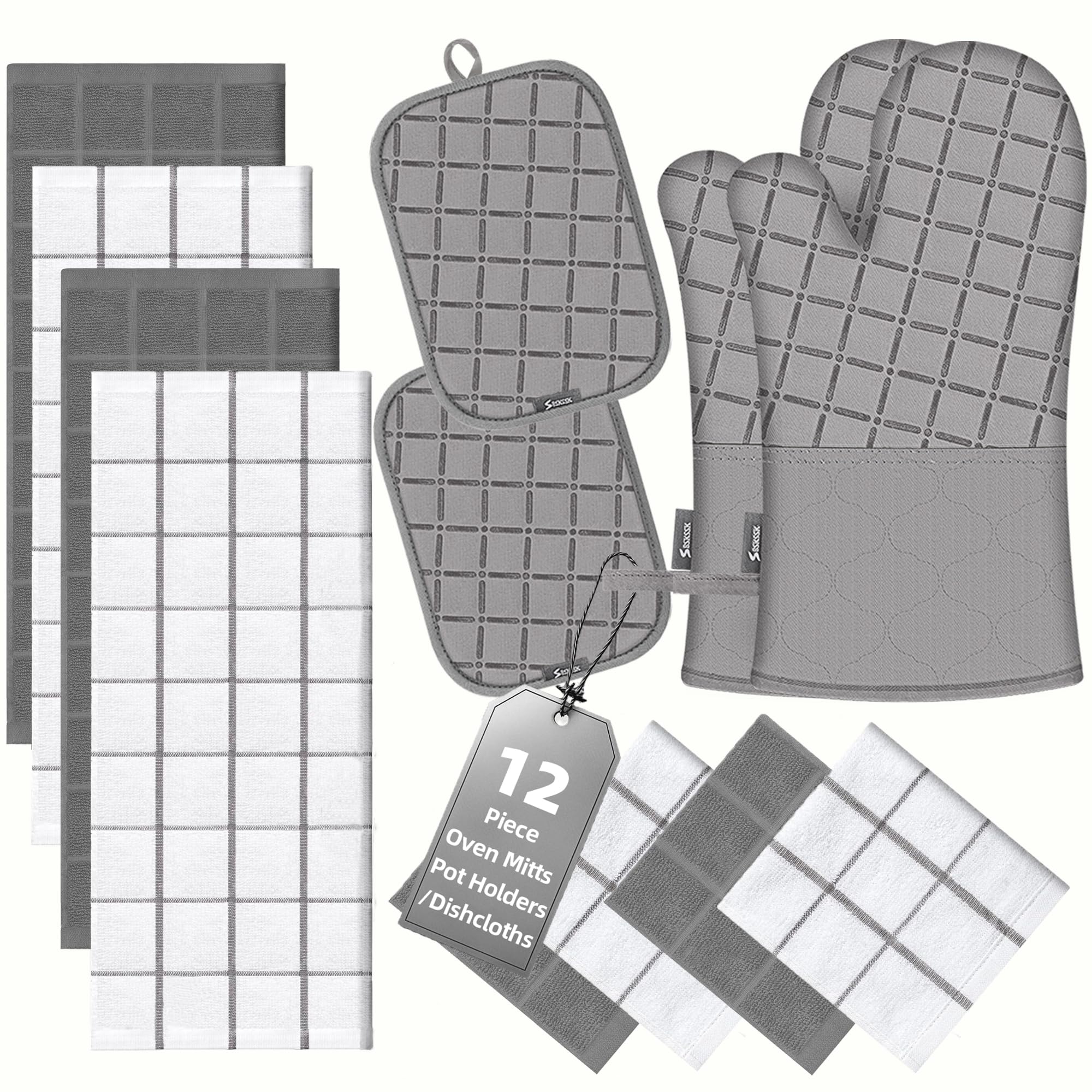 BSKSSK oven mitts with heat resistance up to 500°F for safer cooking