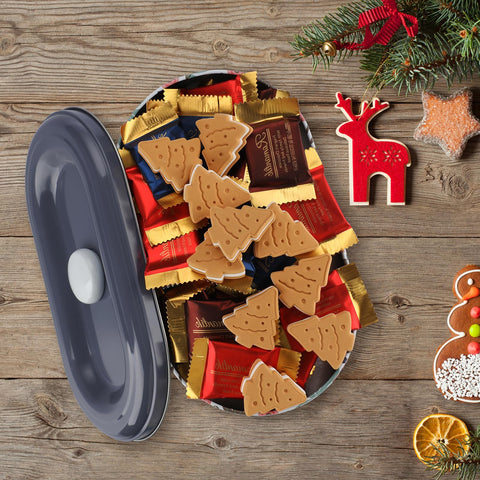 BSTKEY gift-ready tin set makes a charming baking gift option.
