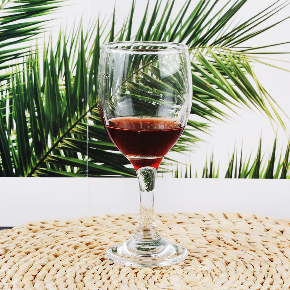 BTGLLAS classic red and white wine glasses enhance color and aroma.