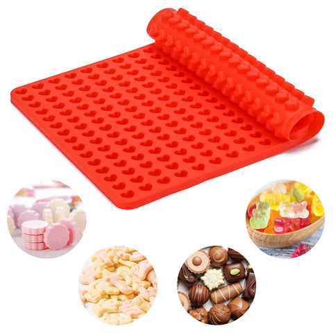 BTYMS wax beads and soap crafting with heart molds.