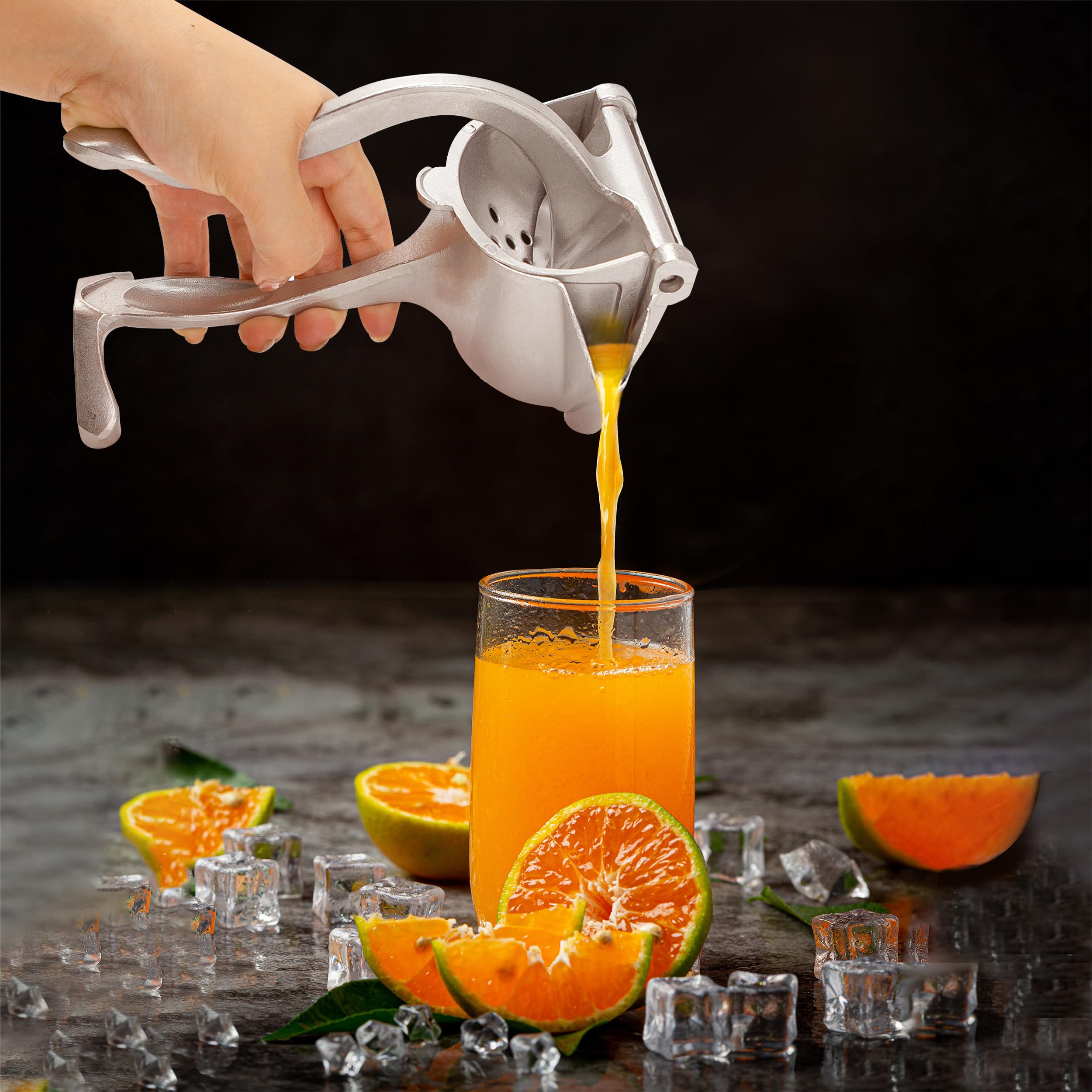 BuleVina Bar Juicer lever-action design reduces wrist effort.