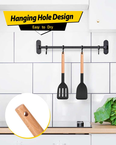 Thin flexible edge of Bundlepro spatula suitable for flipping eggs.
