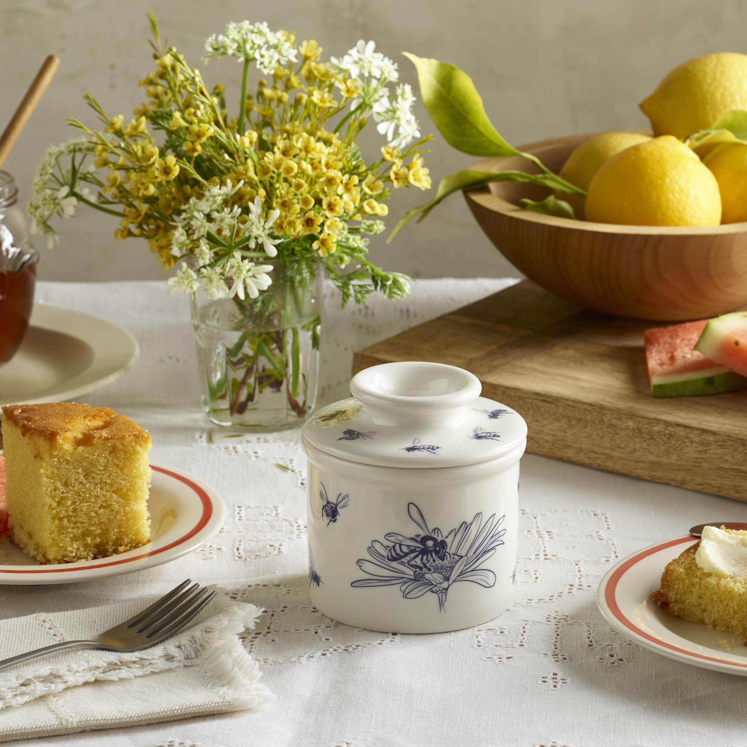 Butter Bell gift packaging highlighting eco-friendly presentation for holidays.