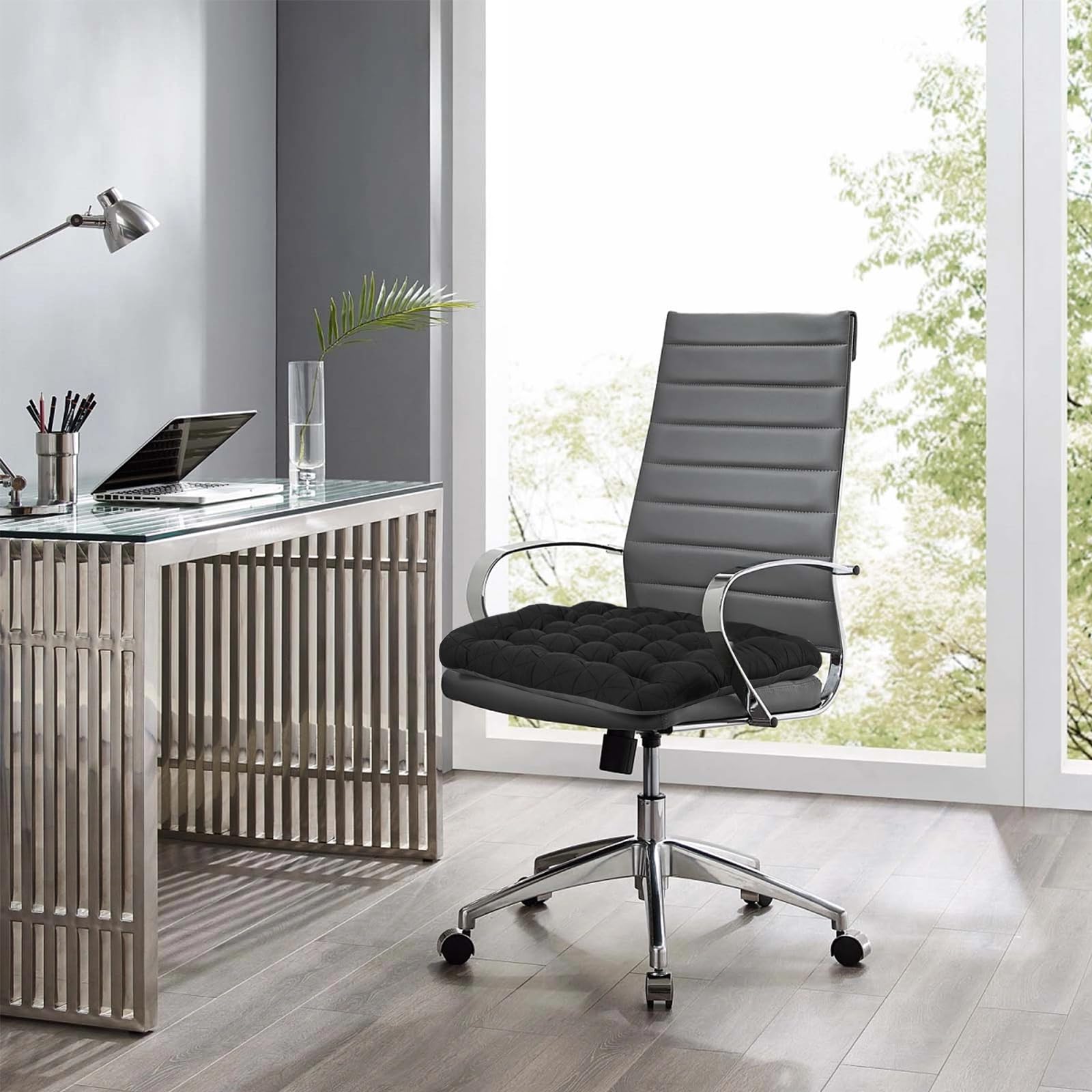 BUYUE 90-day guarantee supports confident purchase for this office cushion.