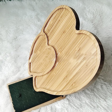 BWWNBY bamboo fruit and dessert tray elevates table décor.