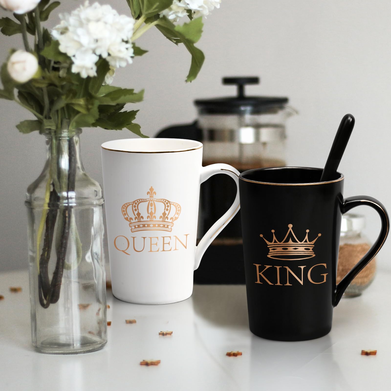 Cabtnca queen mug 14oz with glossy finish, ideal for tea time.