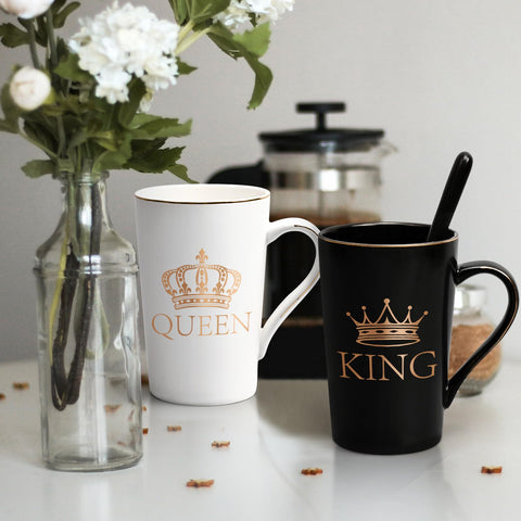 Cabtnca queen mug 14oz with glossy finish, ideal for tea time.