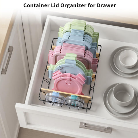 CACHOLIV lid organizer with six adjustable dividers for varied lid sizes.