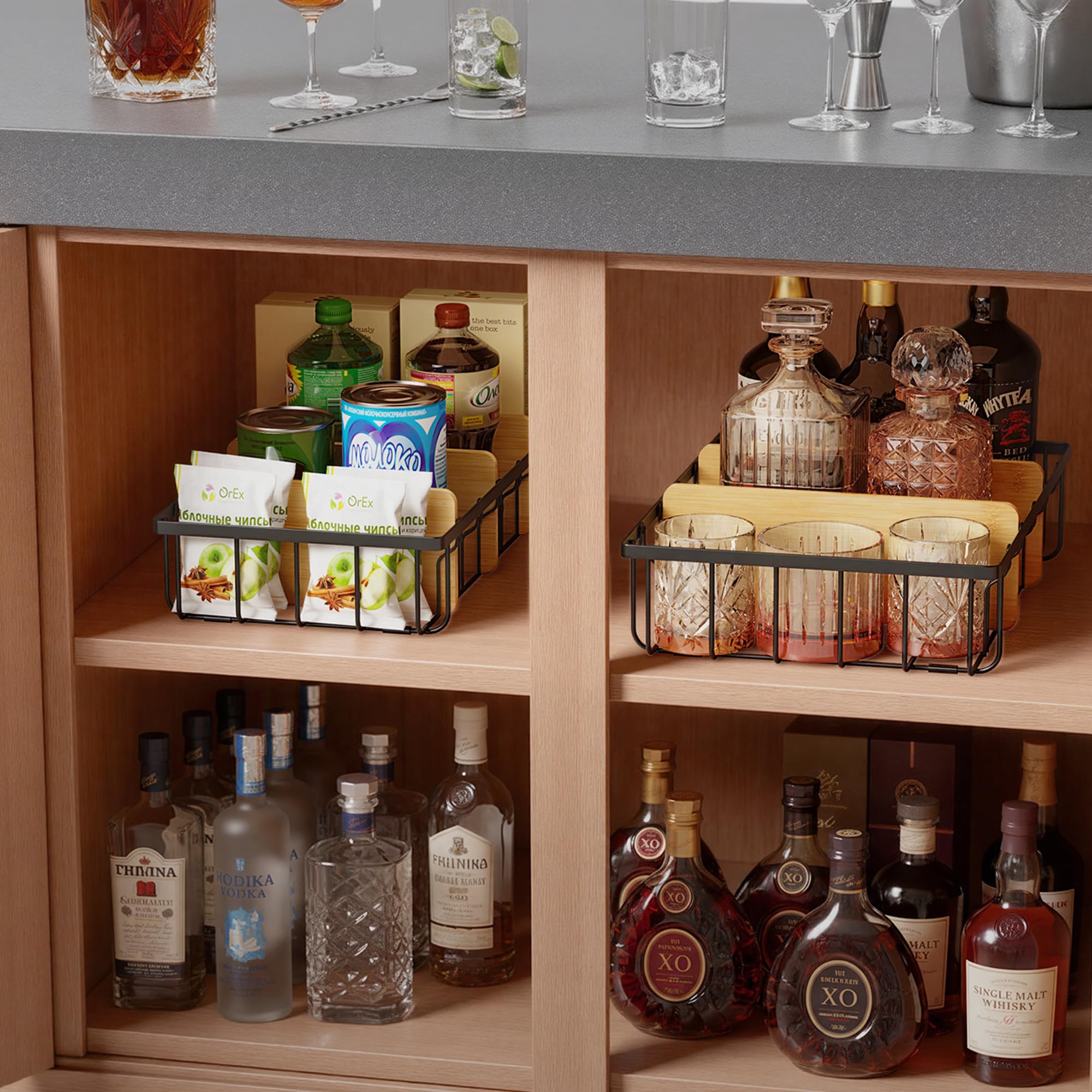 CACHOLIV stable rack with silicone pads preventing slipping and scratches.