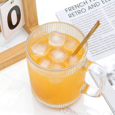 Cadamada lead-free glass mugs keep beverages hot with cool hands