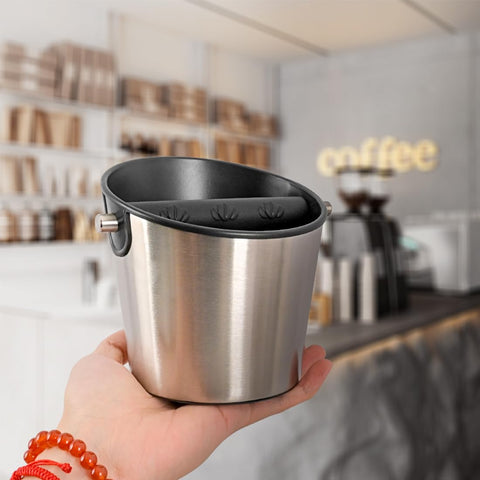 CAFEMASY puck disposal capacity up to 10 pucks for quick cleanup.