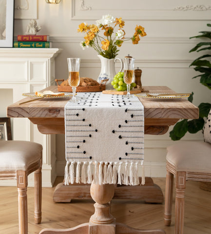 Caflife farmhouse decor runner pairs with black and beige accents.