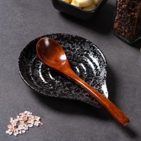 Caigmo spoon rest is dishwasher safe for easy cleanup.