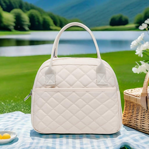 CAMTOP lunchbox daily-work-usage blends with outfits while staying practical.