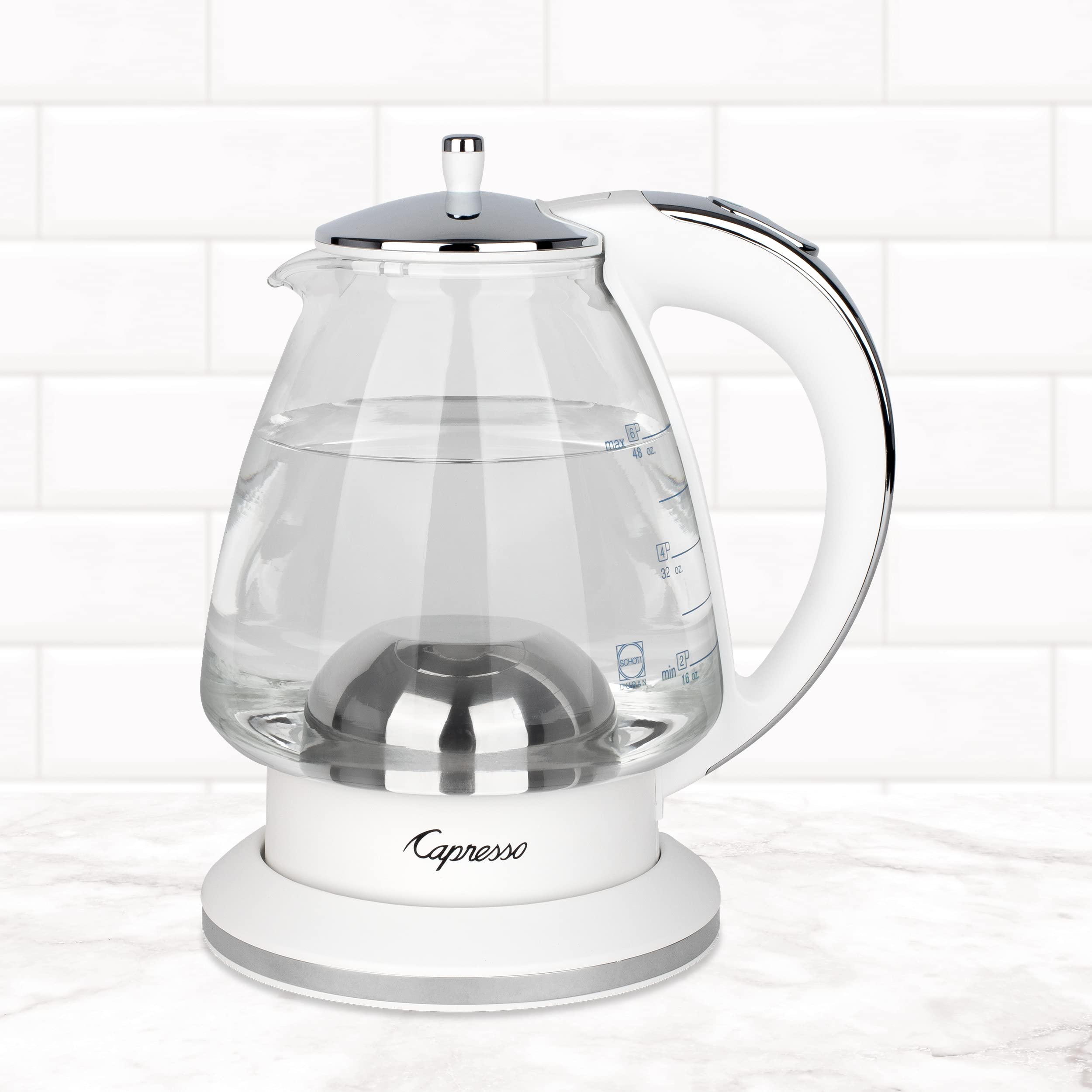 Capresso H2O Glass Kettle cool-touch handle for safe, comfortable pouring.