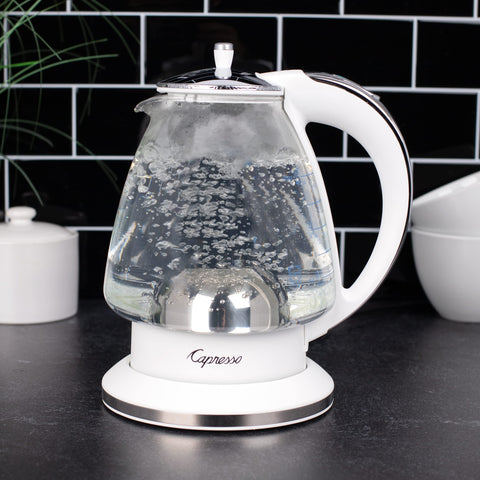 Capresso H2O Glass Kettle lid closed ready for quick tea or coffee.