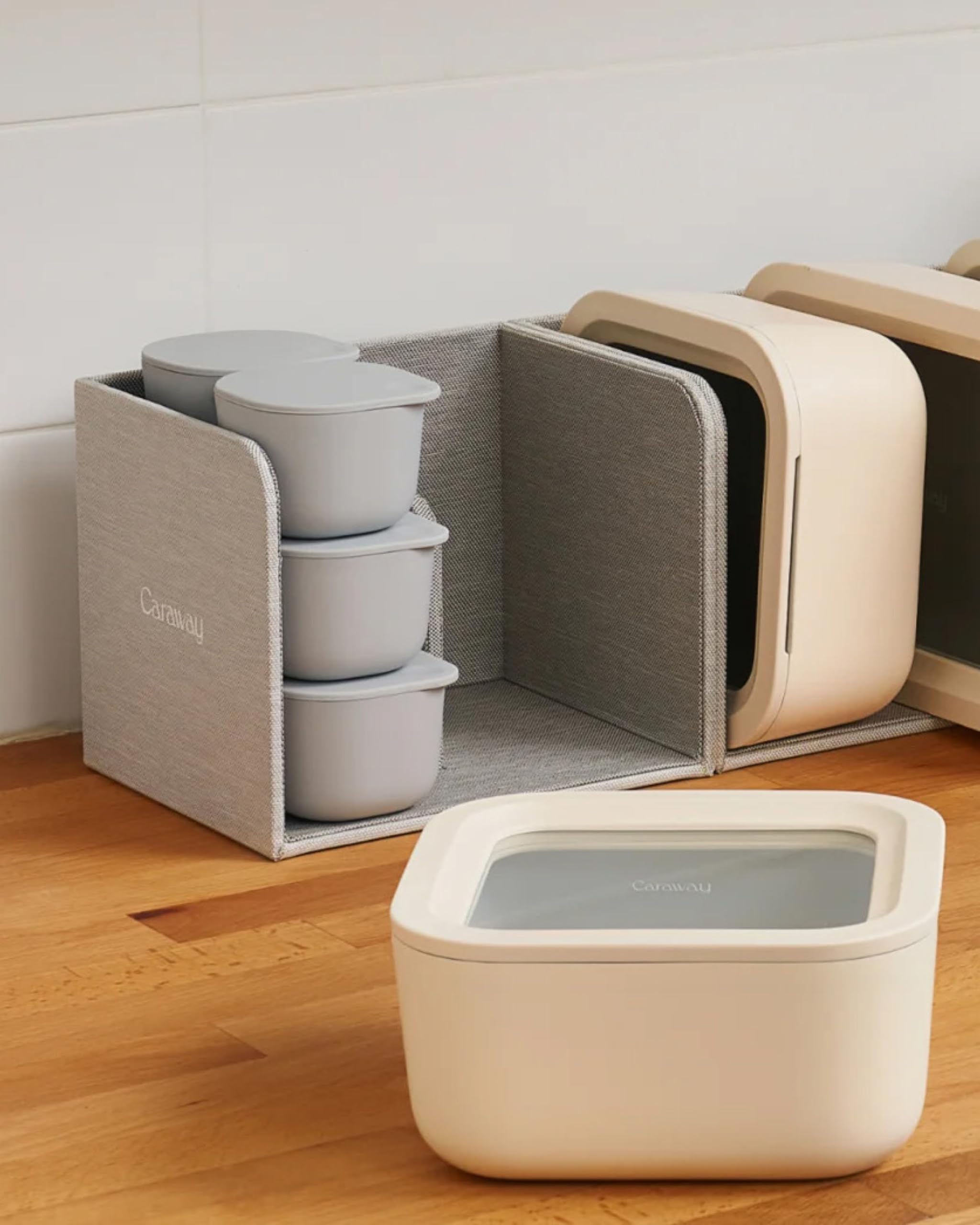 Caraway dash inserts pair with lids for easy sealing in a compact kit.