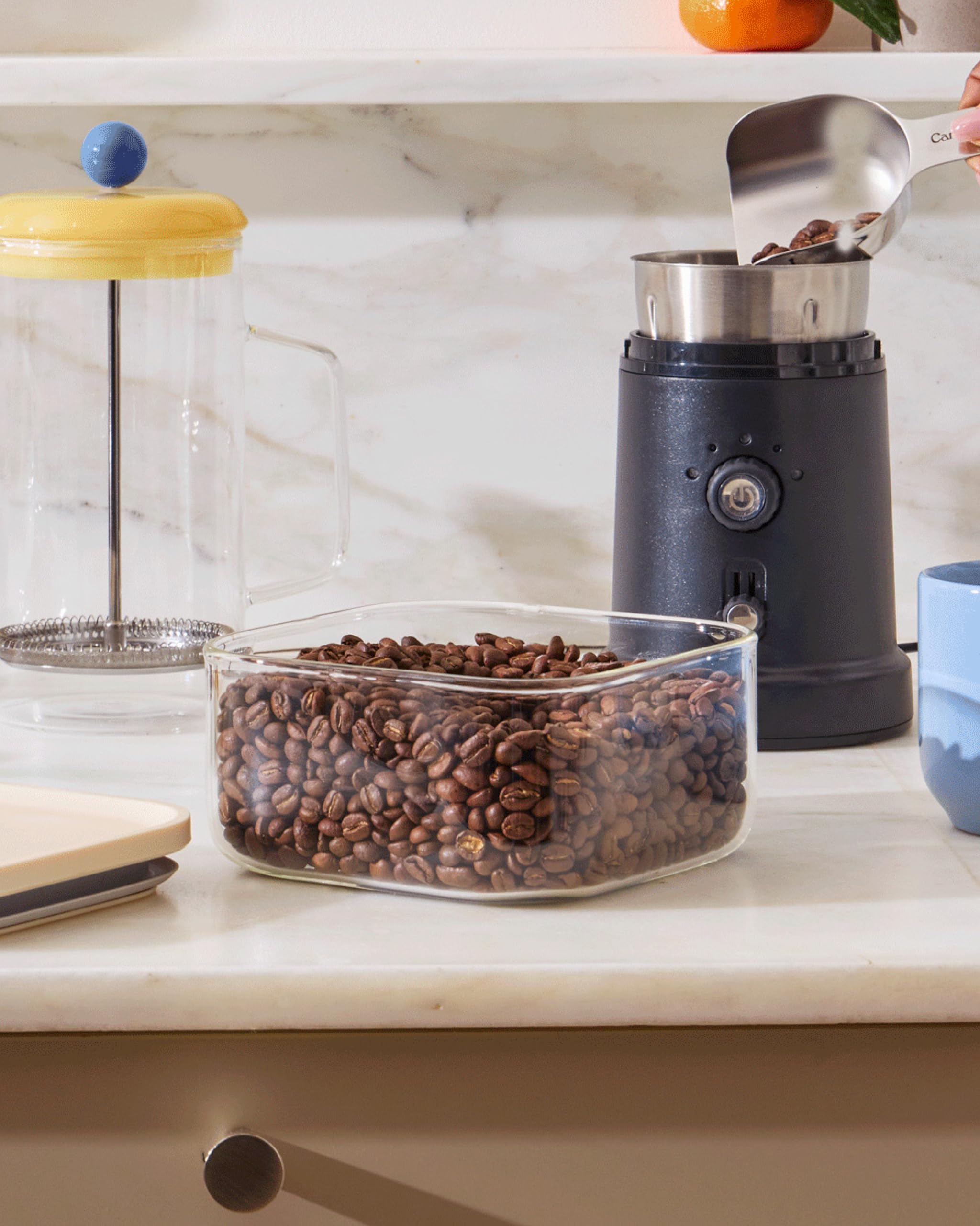 Caraway 1qt glass container adds a modern, clean look to the kitchen.