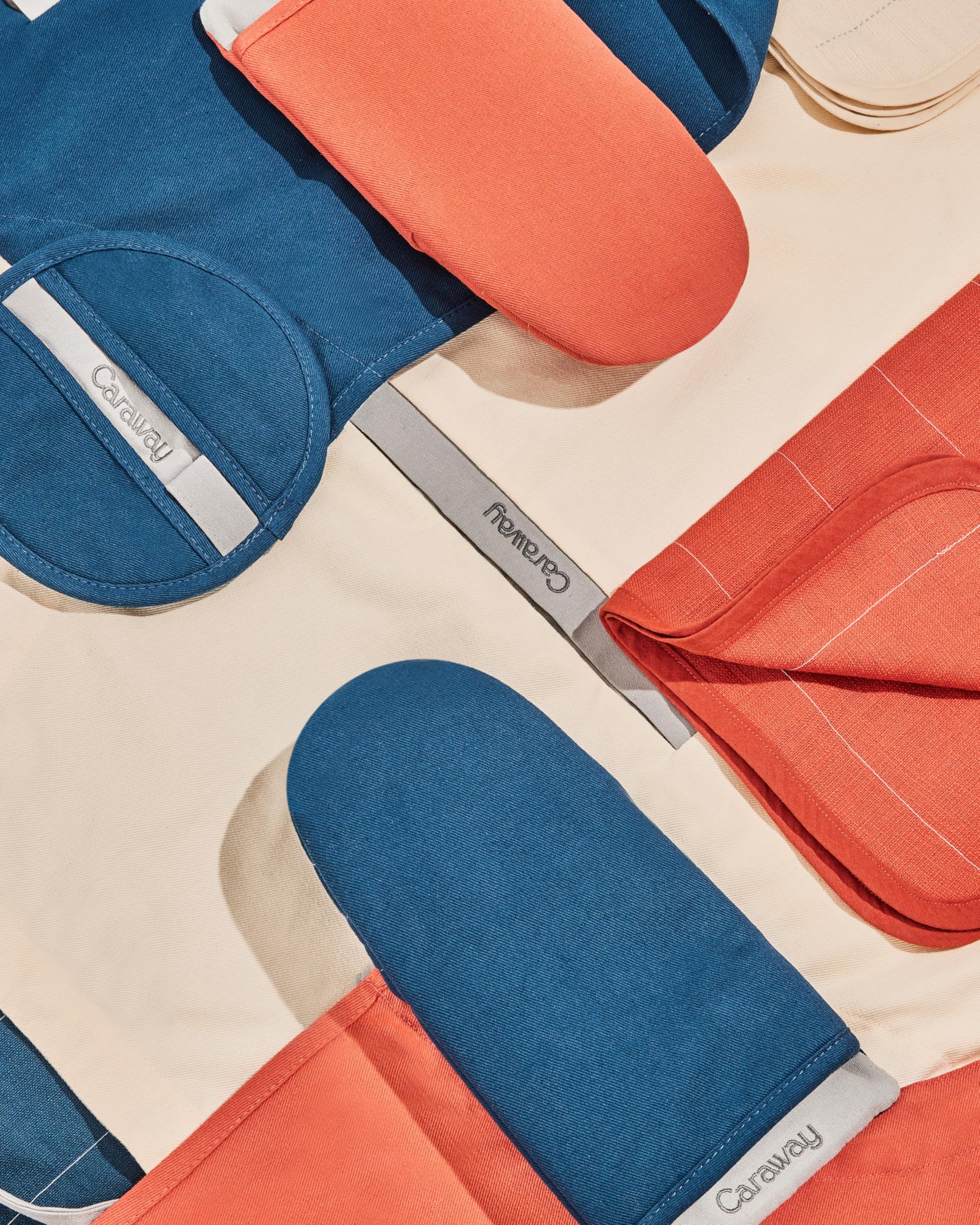 Machine washable Caraway mitts keep softness after washing.