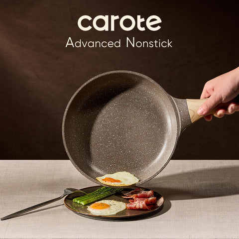 CAROTE 11-inch fry pan ideal for browning and sautéing larger portions.