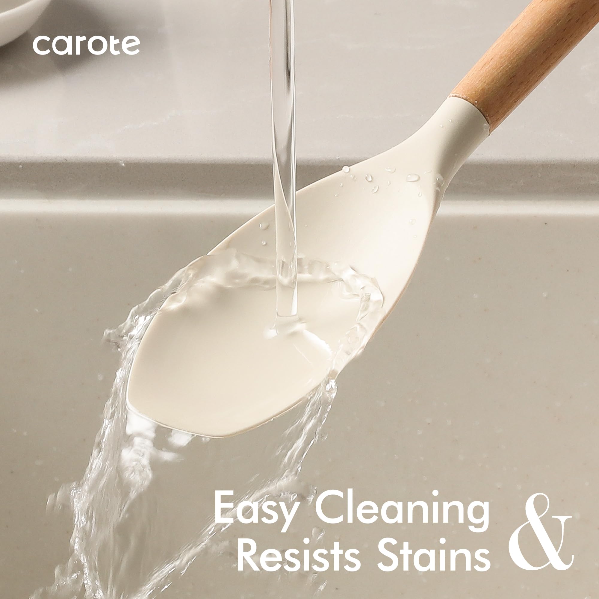 CAROTE tongs—sturdy core and silicone tips for easy flipping.