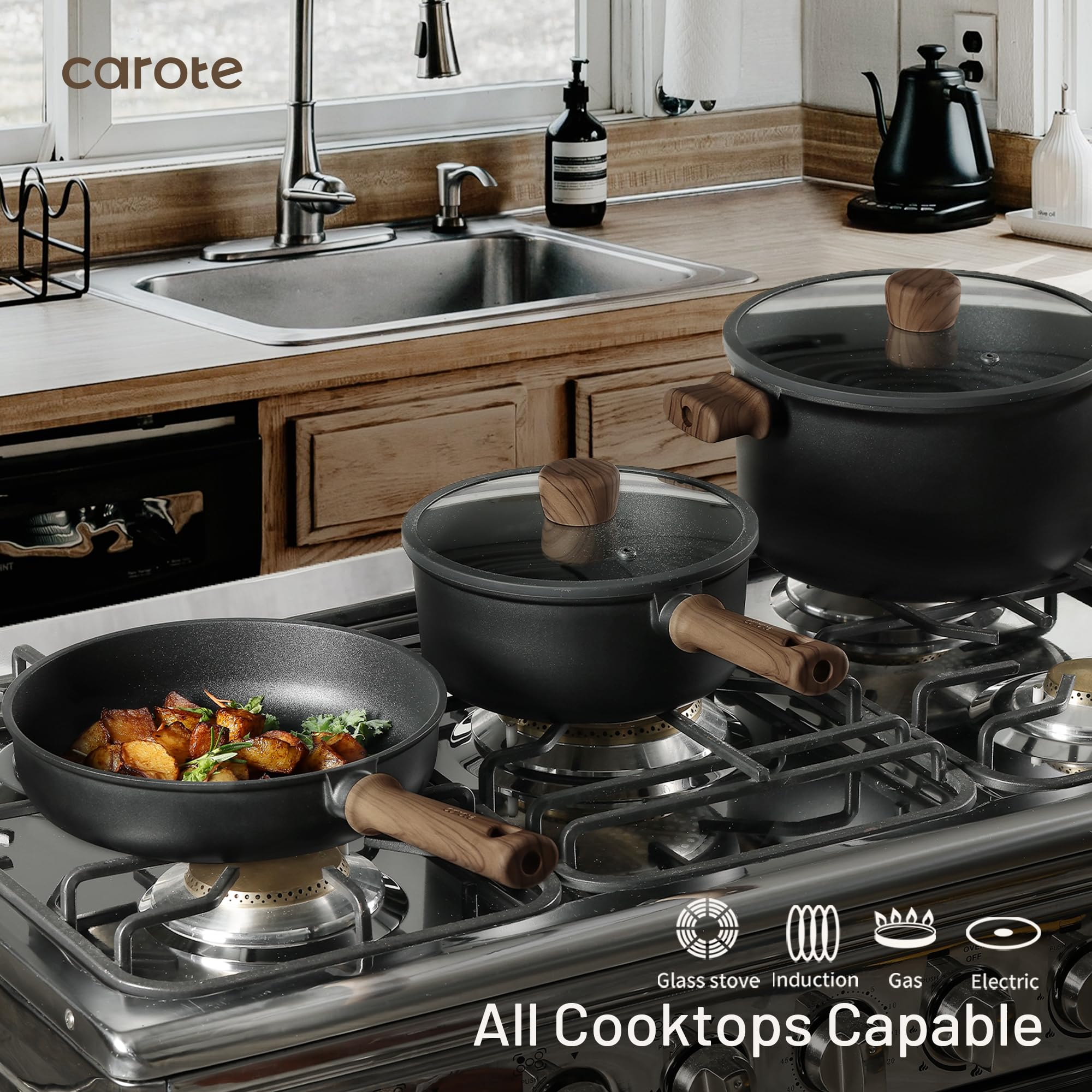 CAROTE steamer insert included for healthy steaming with the set.