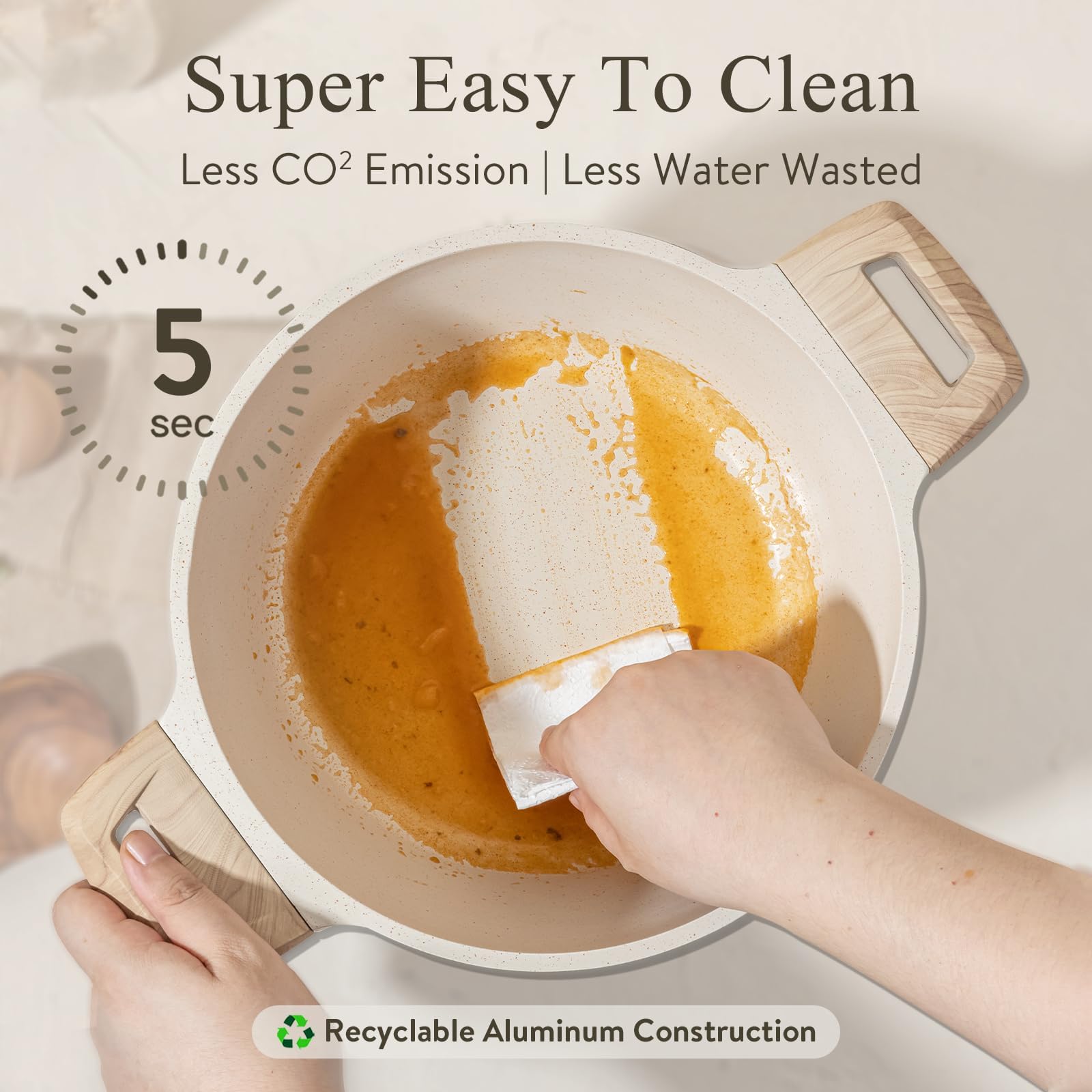 CAROTE 4.5-qt stockpot with lid suited for batch cooking