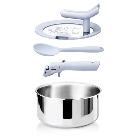 CAROTE 4qt saucepan with stand-up lid on stovetop for easy lid placement