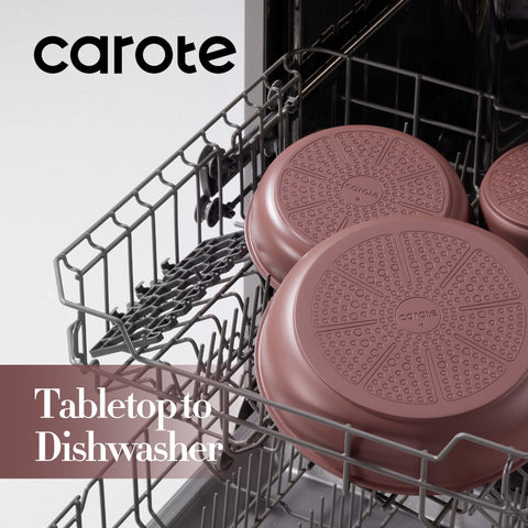 CAROTE 7in silicone lid fits securely to trap heat and moisture