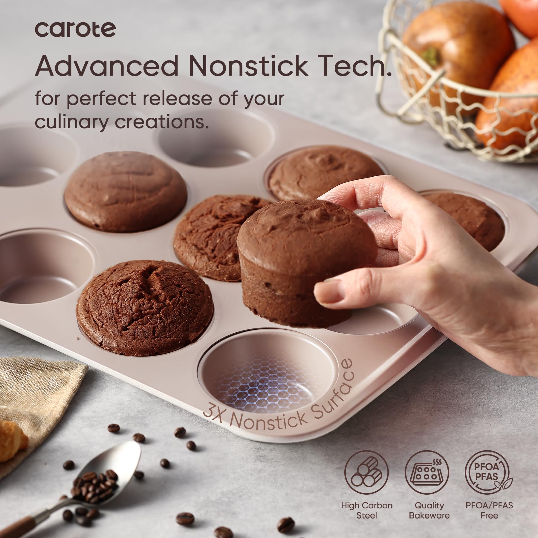 CAROTE 7-Piece Bakeware loaf pan for even bake and clean slices.