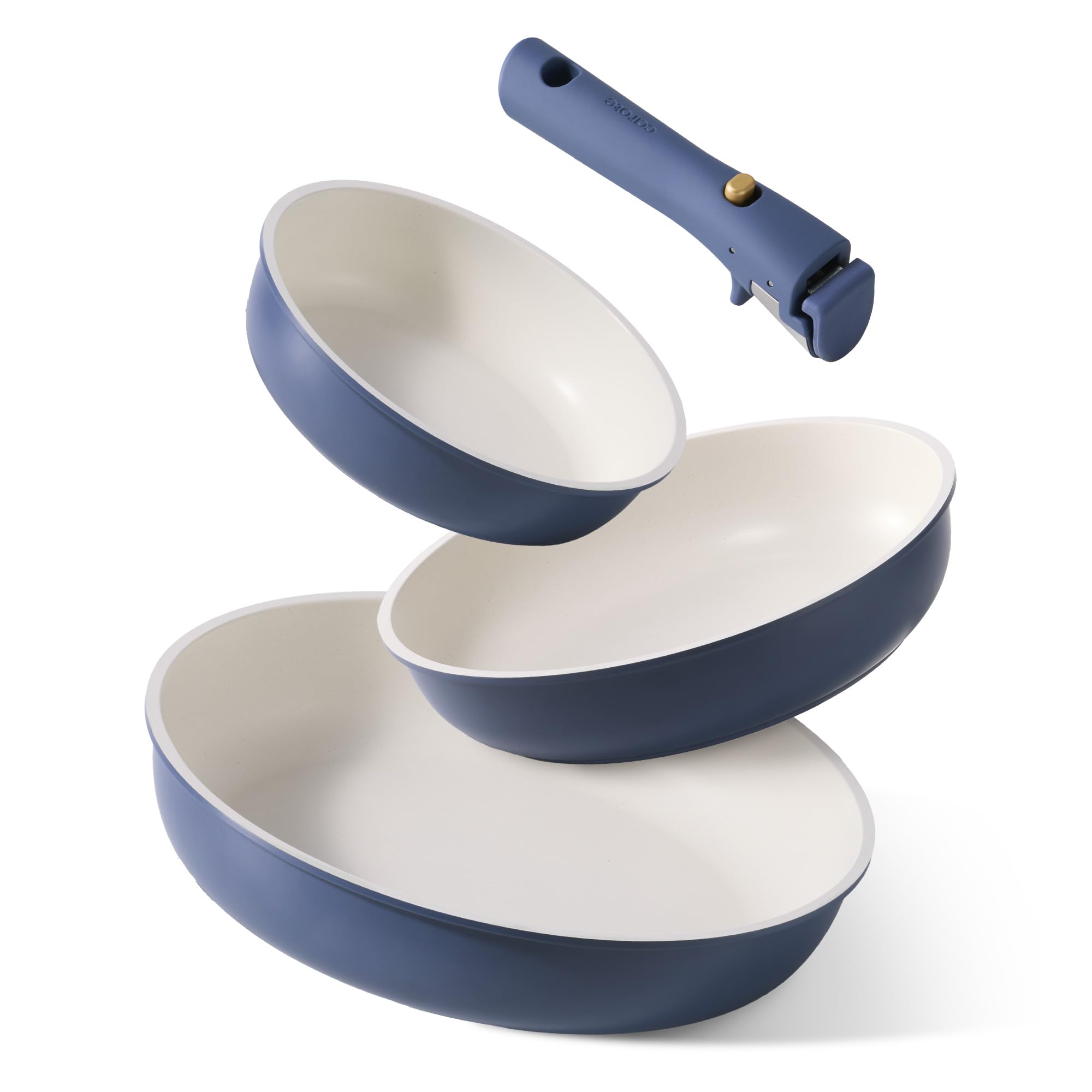 CAROTE 8-inch frying pan with detachable handle for quick, easy cooking.