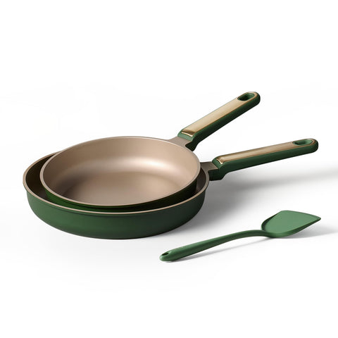 CAROTE 9.5-inch nonstick frying pan ready for egg flipping with minimal oil