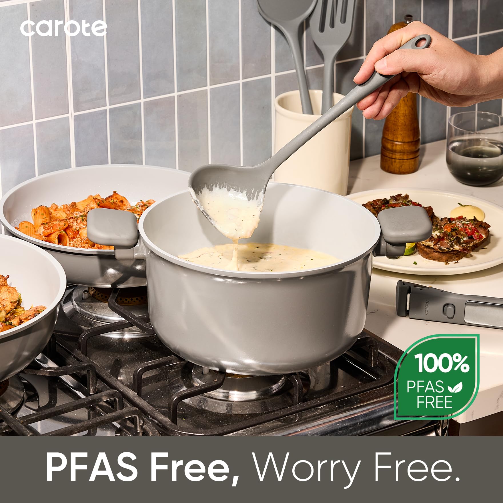 CAROTE 3 qt saucepan with lid great for soups and sauces.