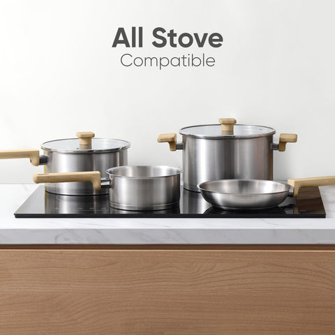 CAROTE compact 3.5 Qt set fits small kitchens and meals.