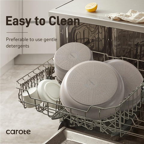 CAROTE 3-quart saucepan with removable handle for versatile cooking.