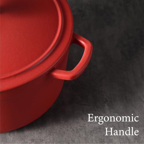 CAROTE enameled pot ideal for braising and slow-cooked meals