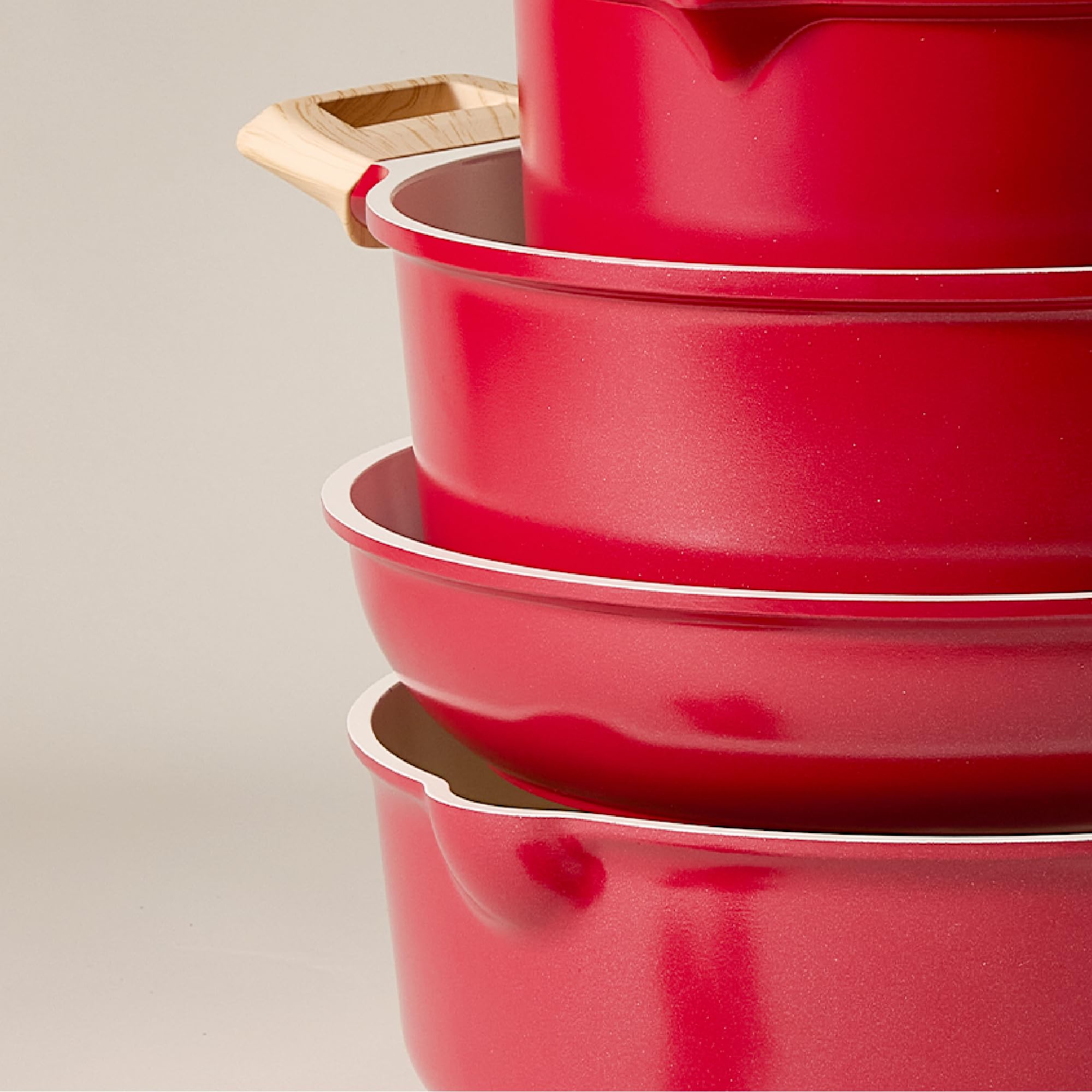 CAROTE pan demonstrates even heat delivery for uniform cooking results.